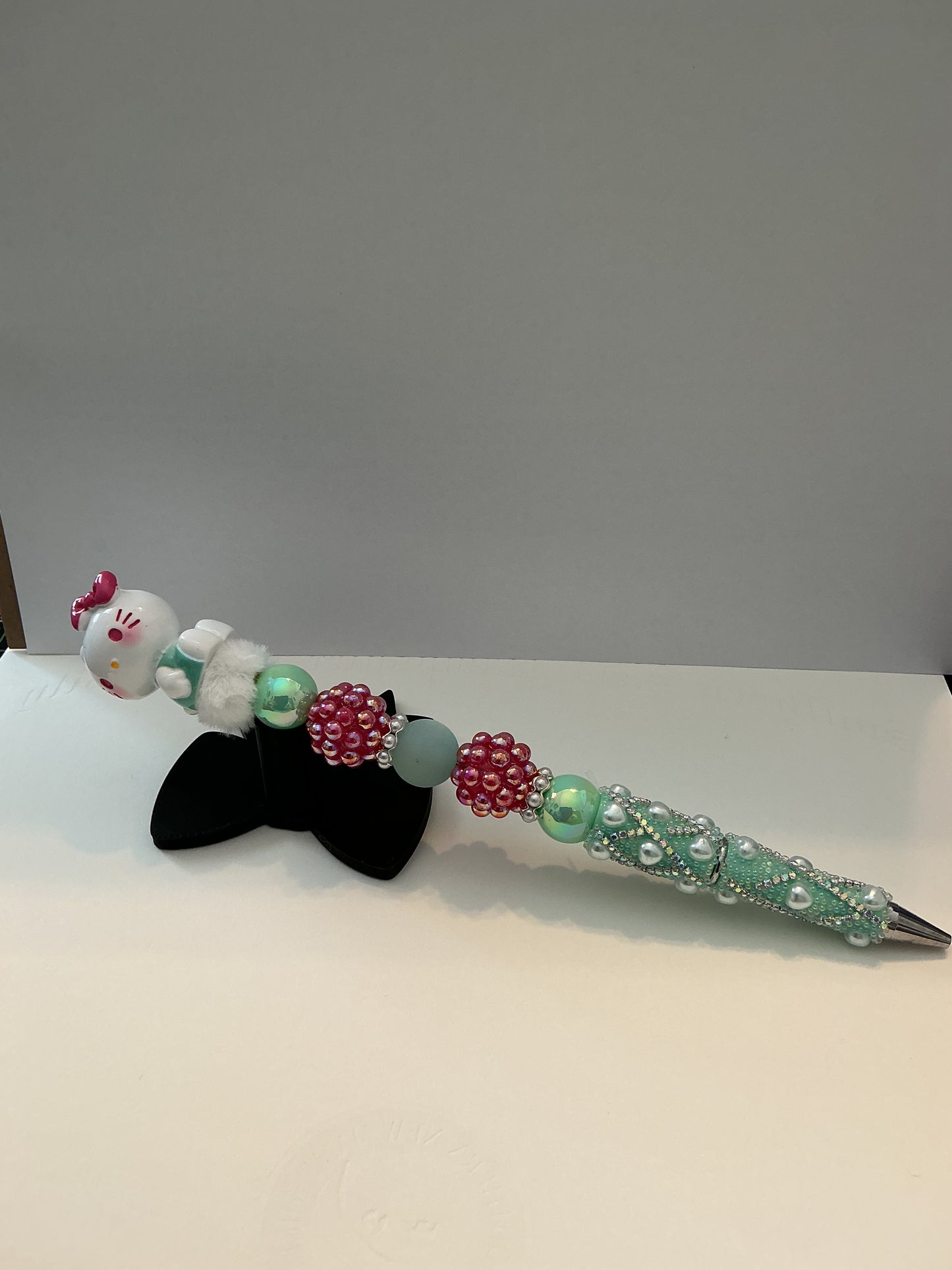 Hello Kitty Mint & Pink Beaded Pen